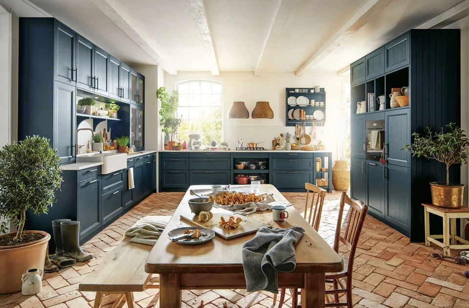 Mediterranean country style kitchen