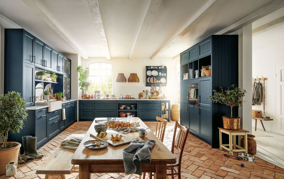 Mediterranean country style kitchen