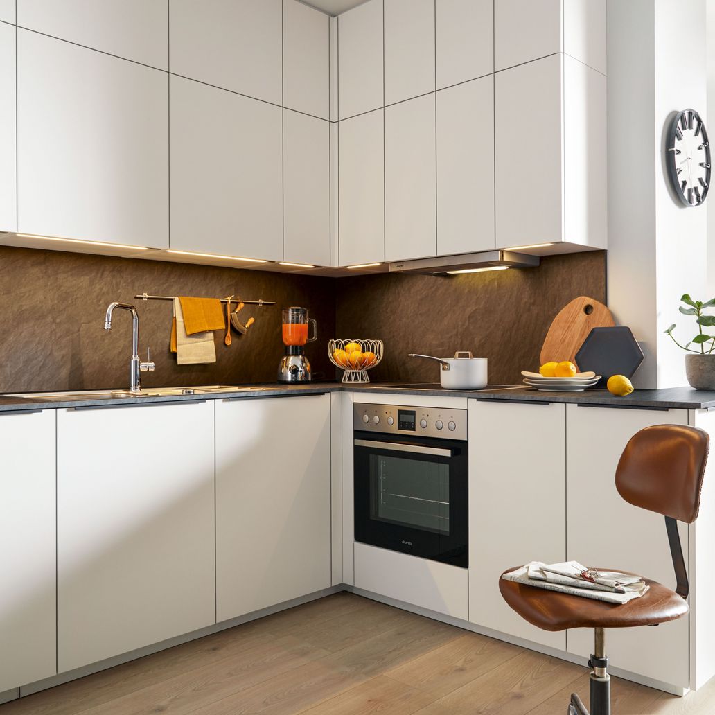 white modern kitchen