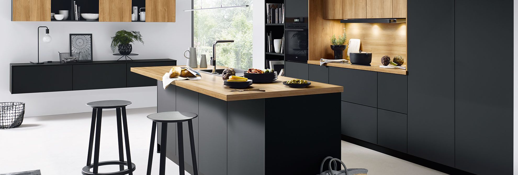 black modern kitchen with cooking island