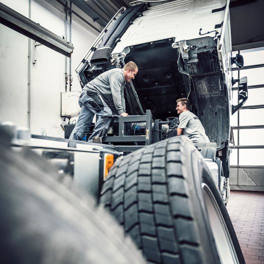 Ausbildung zum KFZ Mechatroniker