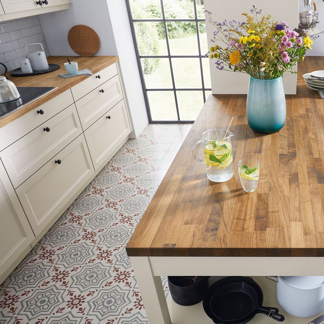 Natural walnut kitchen worktop