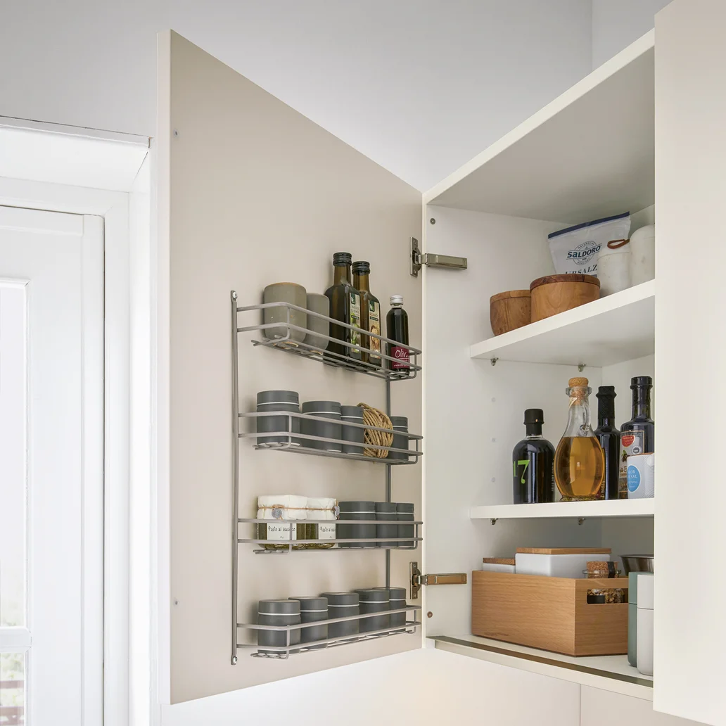 Oberschrank mit Gewürzeinsatz