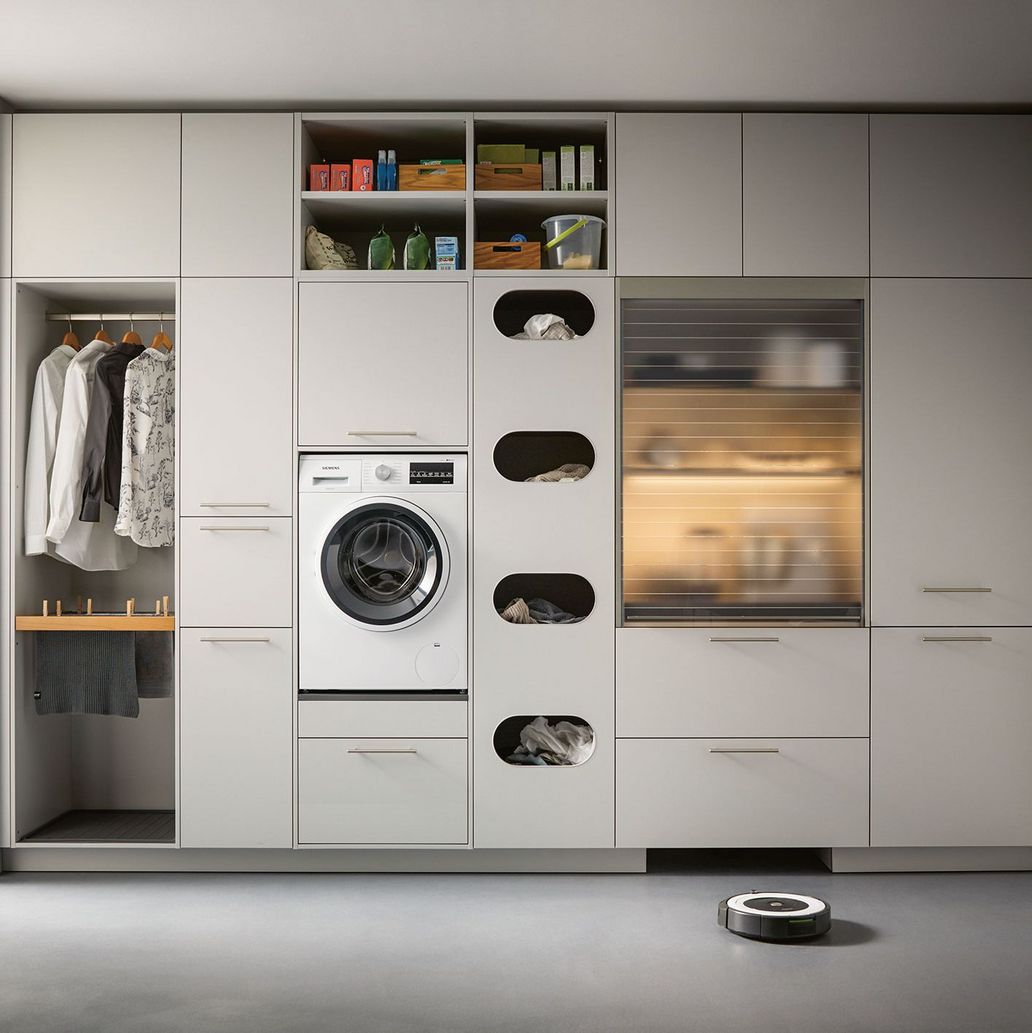 Utility room with vacuum cleaner